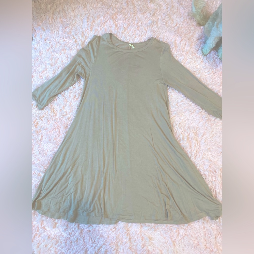 Tan/light pink casual fall dress (with pockets!)
